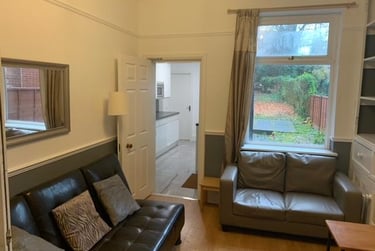 5 bed house, Heeley Road, Selly Park, Birmingham, B296EN - Image 1